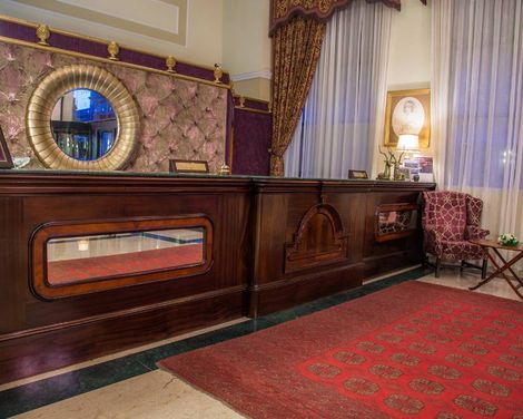 AX The Victoria Hotel