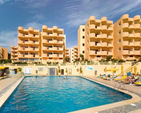 Falesia Beach Resort
