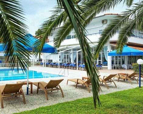 Xenios Port Marina Hotel