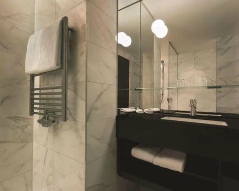 Adina Apartment Hotel Frankfurt Westend-0