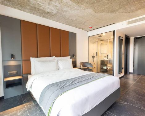 The Londoner Hotel St. Julian’s