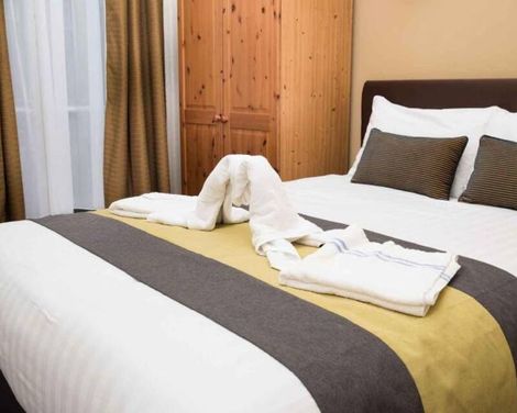Rose Court Marble Arch