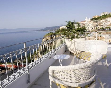 Piccolo Grand Hotel