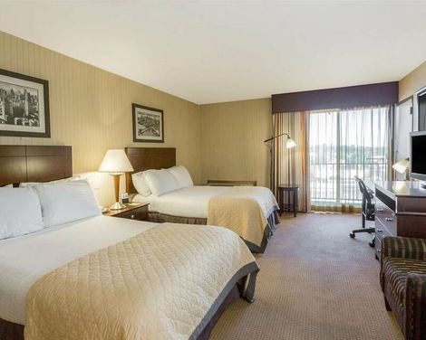 Wyndham Garden Newark Airport