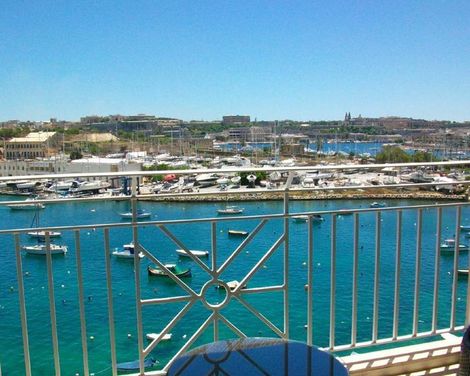 Bayview Hotel by ST Hotels