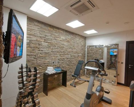 130 Queen's Gate-3
