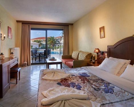 Toroni Blue Sea Hotel