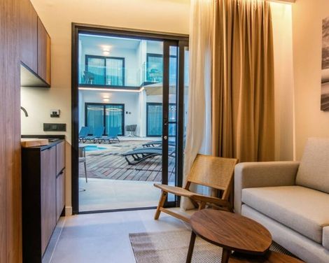 Saladar Suites Boutique