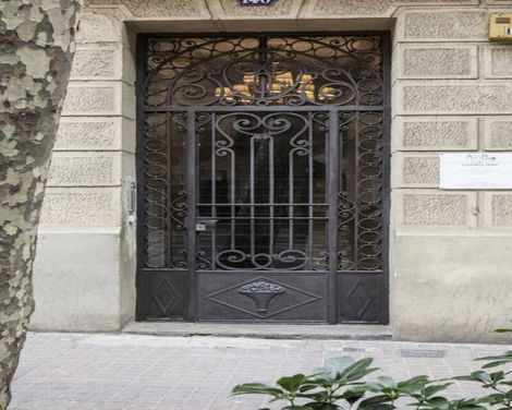 AinB Eixample-Miro Apartments