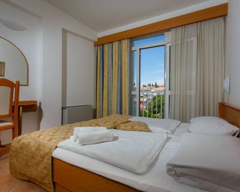 Dražica Hotel