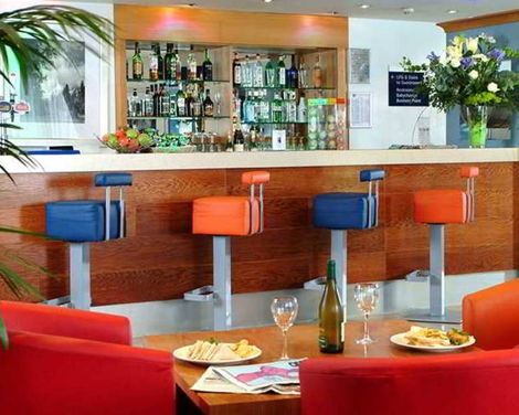 Holiday Inn Express London - Park Royal-2