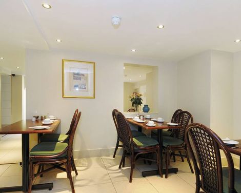 The Castleton Hotel-2