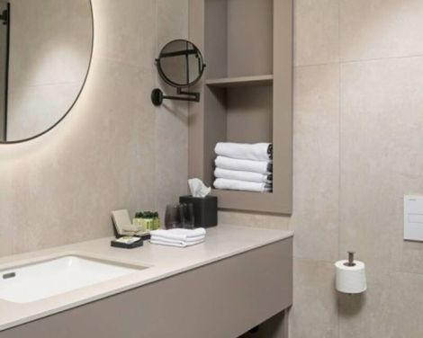 Molum Hotel & Residences