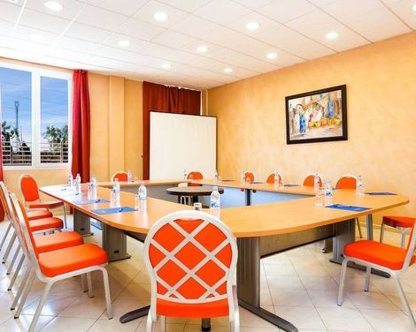 Relax Hotel Airport Nouasseur-0