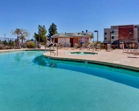Holiday Inn Express & Suites Henderson-2