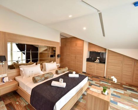 Alesta Midtown Apart Hotel