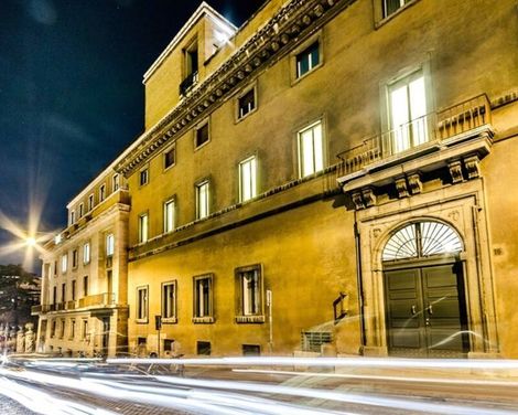 Luxury Rooms H 2000 Roma