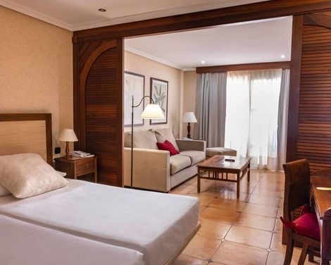 Paradise Park Fun Lifestyle Hotel