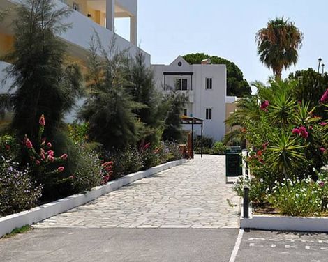 Matina Pefkos ApartHotel-2