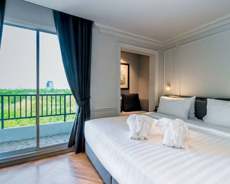 The Riche Boutique-0