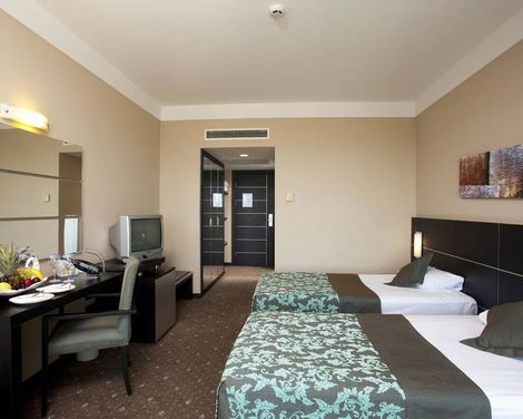 Limak Atlantis Deluxe Hotel & Resort
