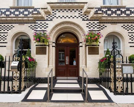 Gem Langham Court Hotel