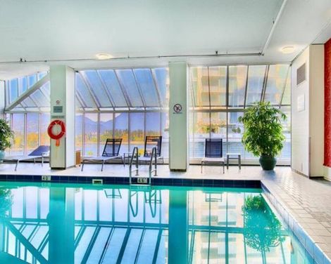 Pinnacle Hotel Vancouver Harbourfront-2
