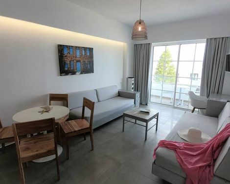 Alos Suites