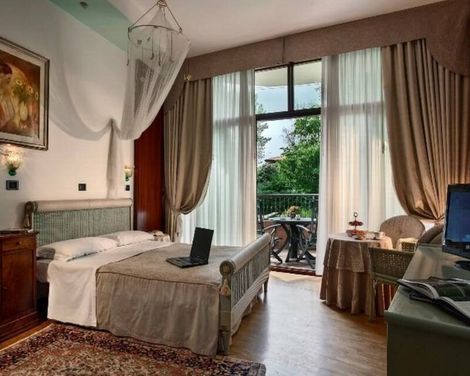 Park Hotel Junior