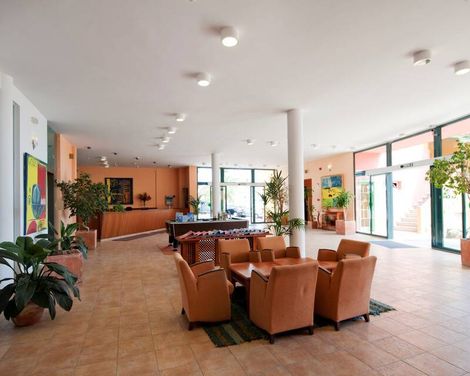 Apartamentos La Caleta