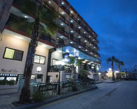 Canifor Hotel