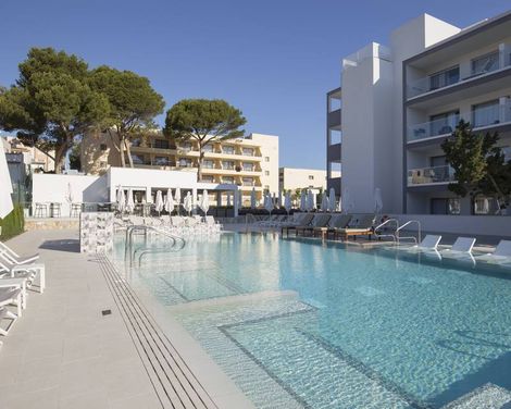 Bella Playa Hotel & Spa