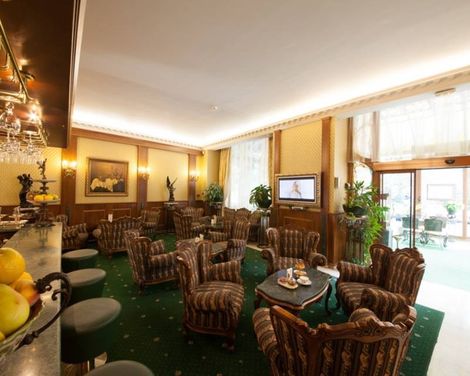 Grand Hotel London