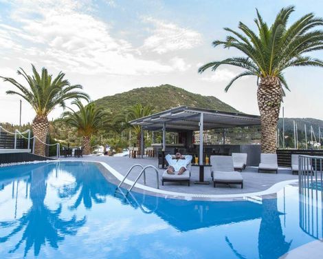 Armonia Luxury Hotel