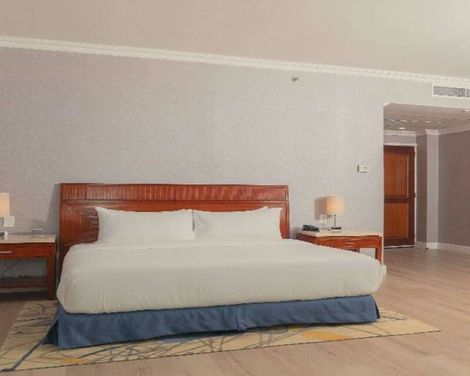 Waymore Hotel Spa & Casino-0