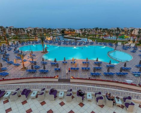 Pickalbatros Dana Beach Resort