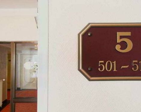 Hotel Senator