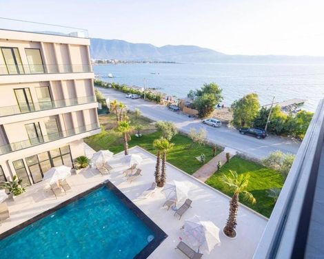Tris3 Hotel