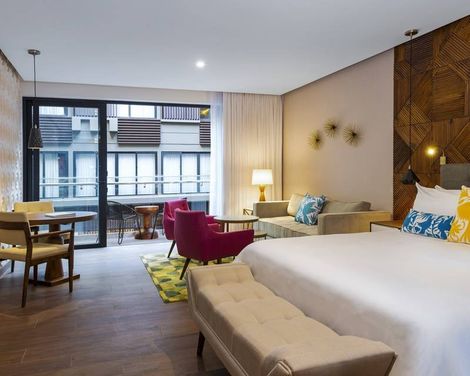 The Fives Downtown Hotel & Residences, Curio Collection by Hilton-2