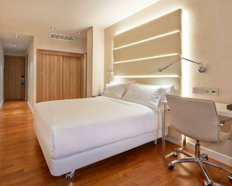 NH Barcelona Les Corts