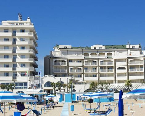 Yes Hotel Touring