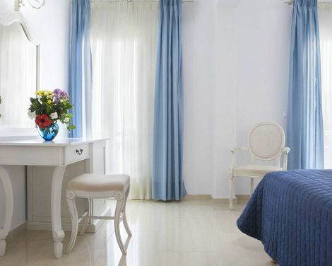 Kamari Hotel-0