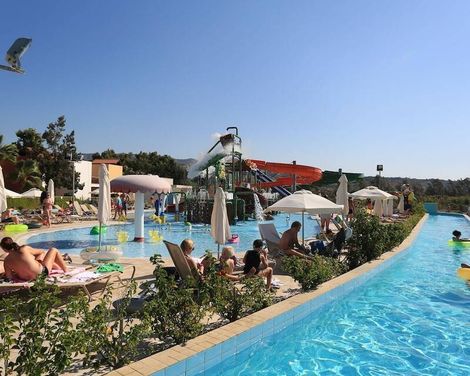 Kapetanios Aqua Resort