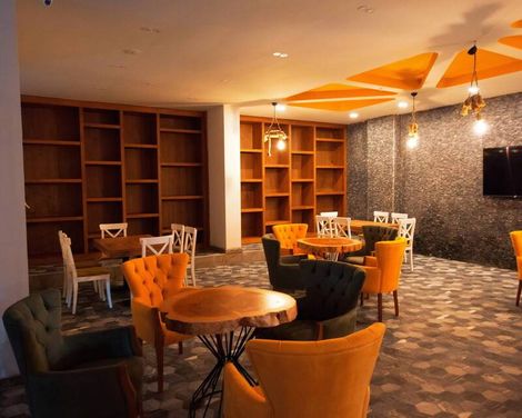 Sey Beach Hotel & Spa