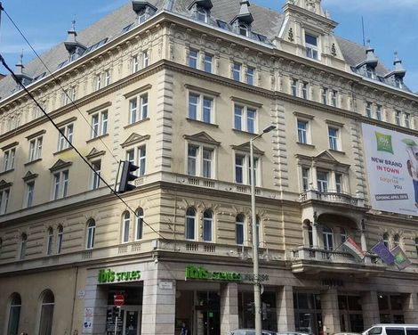 Ibis Styles Budapest Center-1