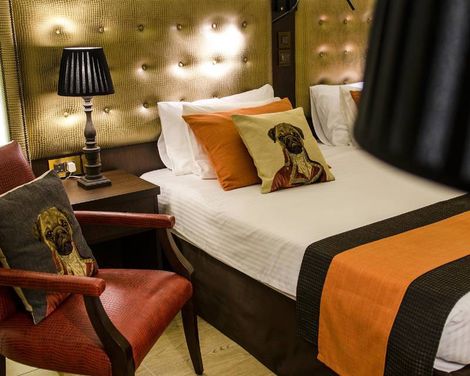 AX The Victoria Hotel