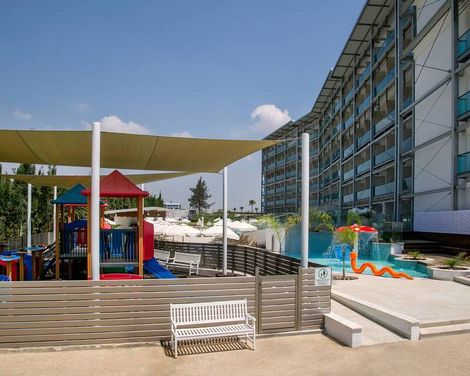 Asterias Beach Hotel