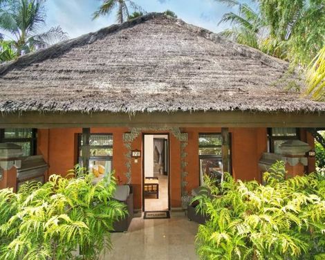 Legian Beach Hotel