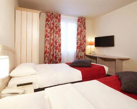 Campanile Val de France-2