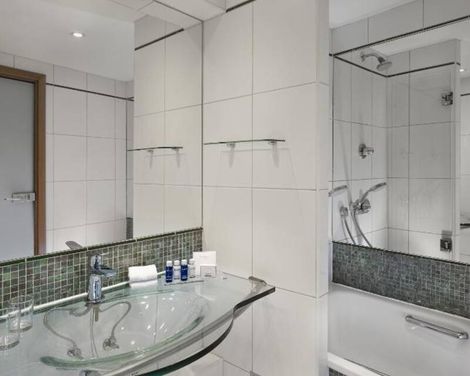 Park Plaza Victoria London